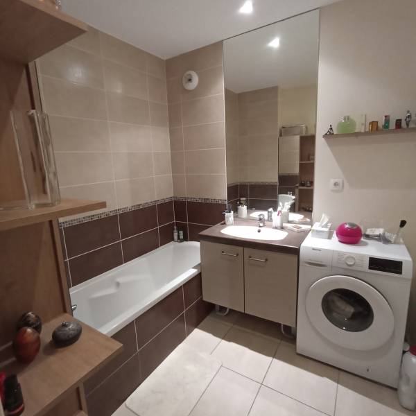 Salle de bains fonctionnelle