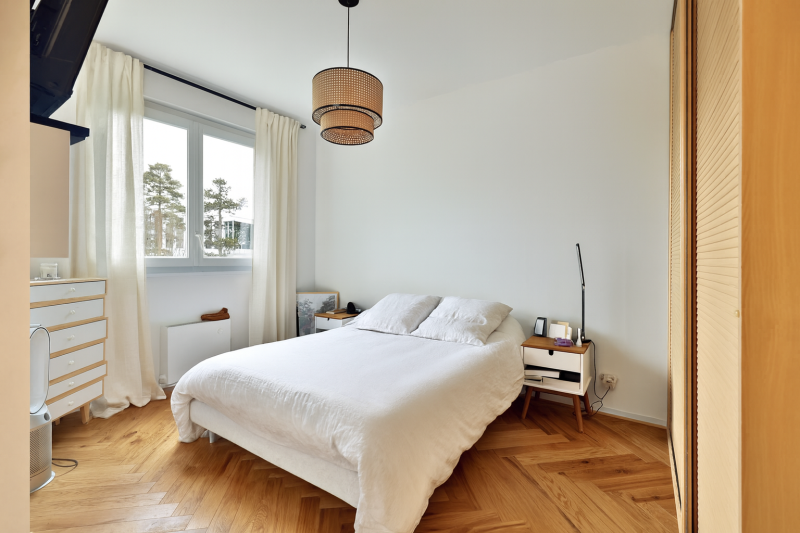 Charbonnières-les-Bains appartement rénové avec piscine et tennis