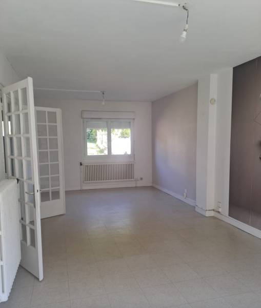 Maison Lisieux proche ecoles